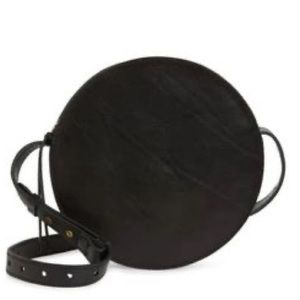 Madewell Simple Circle Crossbody Bag in Leather
